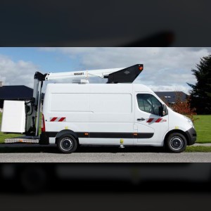 Fourgon nacelle 17m