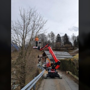 Nacelle automotrice sur chenilles 12m